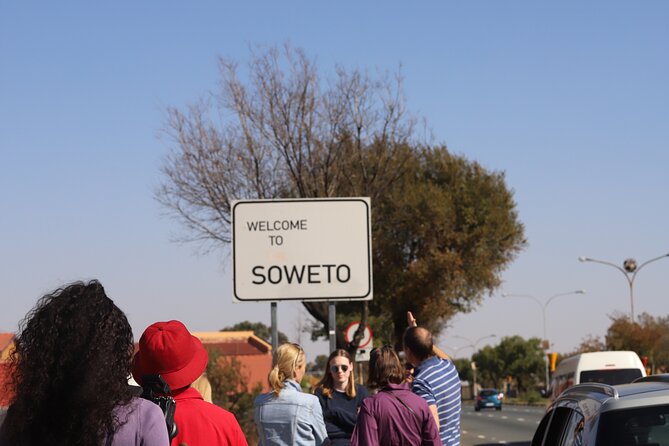 1 Day: Bus & Soweto Combo - Constitution Hill connects prison and democracy