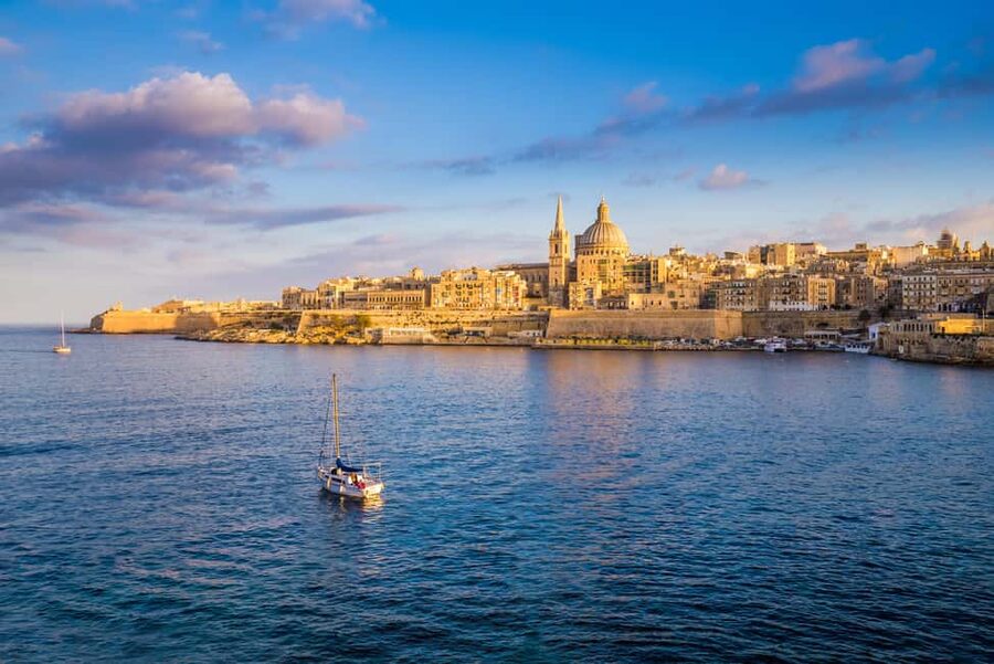 1-Day Hop-On Hop-Off Bus + Harbour Cruise (CMO) - The South, or Red, Line needs more planning