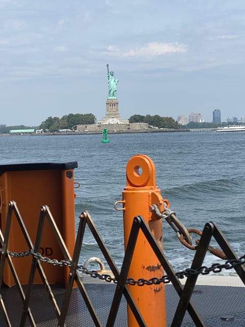 #1 Six Hour Bus Tour and Boat Ride By The Statue of Liberty - Key points at a glance