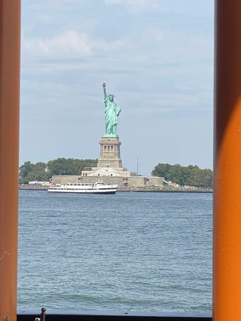 #1 Six Hour Bus Tour and Boat Ride By The Statue of Liberty - Ground Zero and the 9/11 Memorial