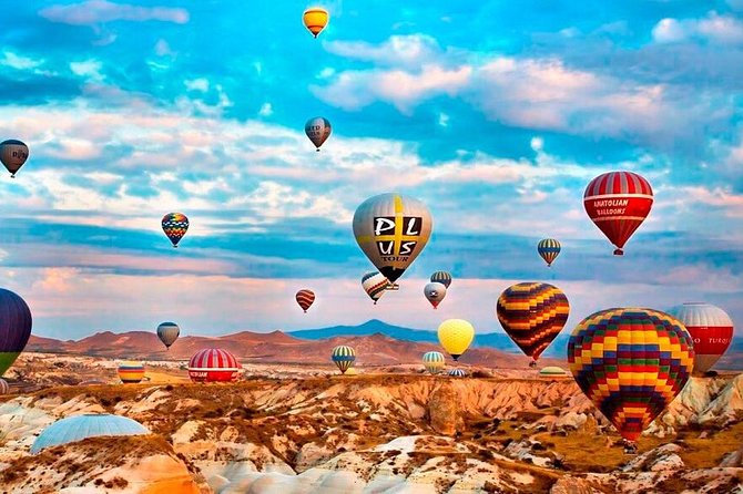 4 Day Turkey Tour: Cappadocia, Pamukkale, Ephesus by Bus - Day 1: Starting near the Blue Mosque