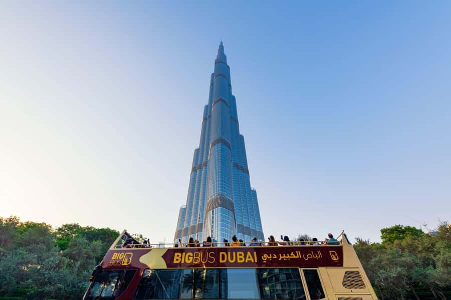 5-Day Pass: Hop-On Hop-Off, Lost World Aquarium, Dubai Frame - The desert sunset tour and its traditional welcome