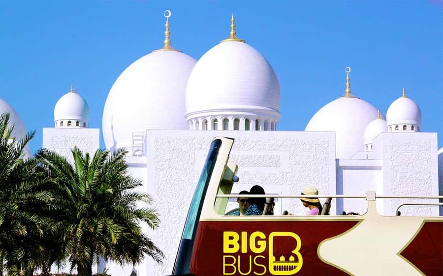 Abu Dhabi: Big Bus Hop-On Hop-Off Sightseeing Tour - Founder’s Memorial, Emirates Palace, and the Presidential Area