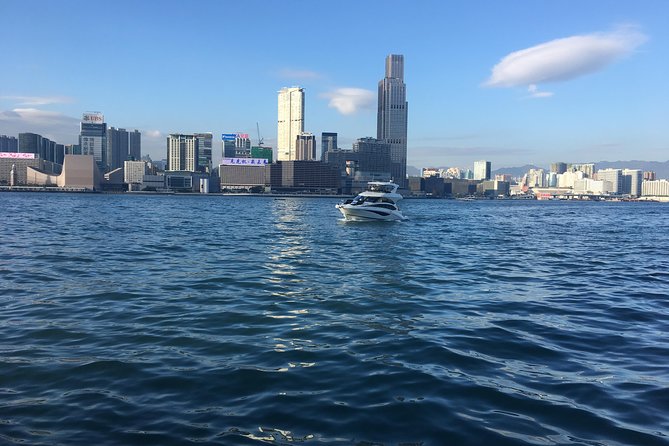 Afternoon City Coach Tour Plus Dinner Cruise with Hotel Pickup in Hong Kong Island - What this Hong Kong tour is really designed to do