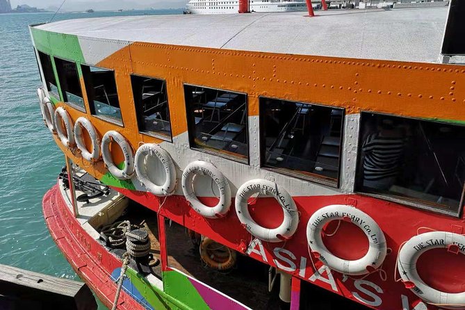 Afternoon City Coach Tour Plus Dinner Cruise with Hotel Pickup in Hong Kong Island - Colonial Central, Statue Square, and Tai Kwun