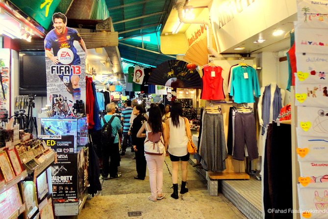 Afternoon City Coach Tour Plus Dinner Cruise with Hotel Pickup in Hong Kong Island - The two-hour Victoria Harbour dinner cruise