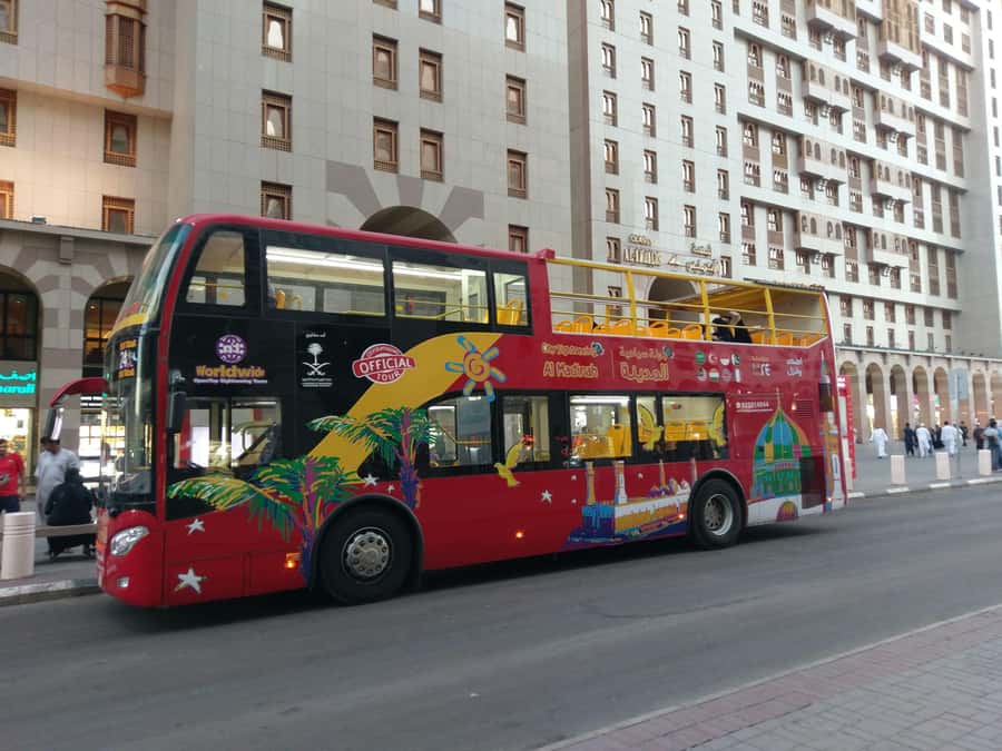 Al Madinah: City Sightseeing Hop-On Hop-Off Bus Tour - Tips for making the most of your day