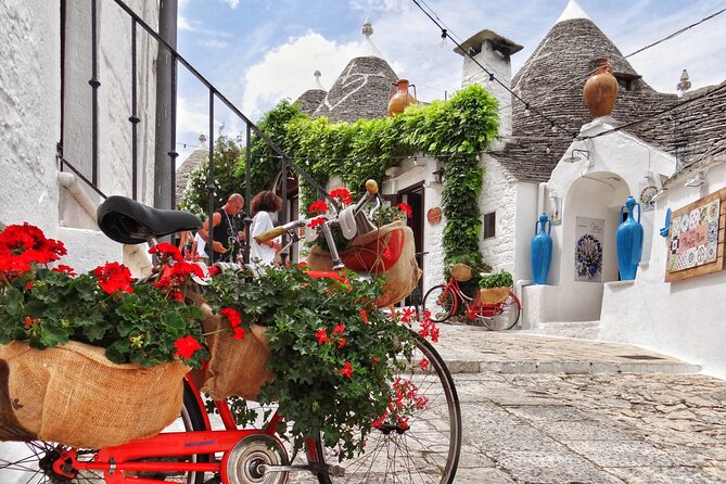 Alberobello and Matera Bus Tour, from Bari - Alberobello and the world of the trulli