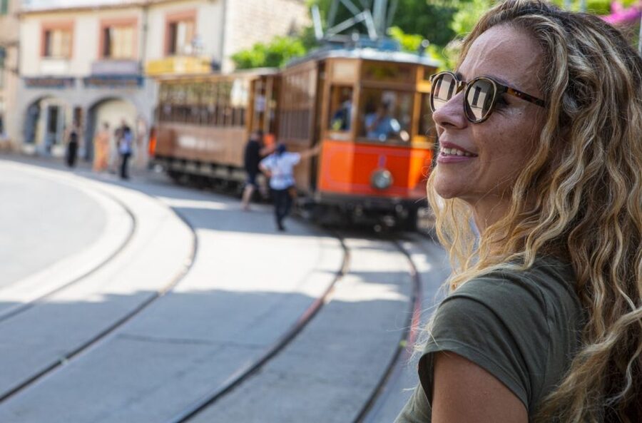 Alcudia/Marratxi: Valldemossa & Soller Tour by Tram & Bus - Sóller: modernist details and an easy town walk