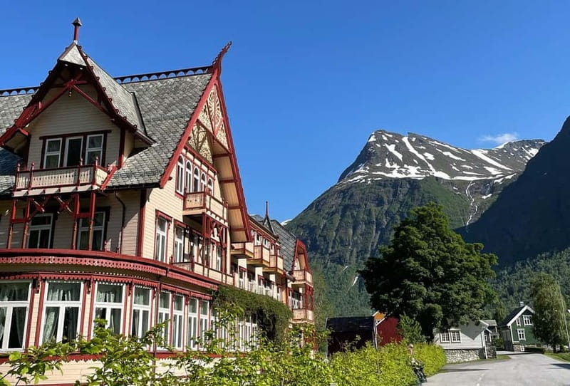 All About the Fjords, in one tour by bus & boat from Ålesund - Key points at a glance