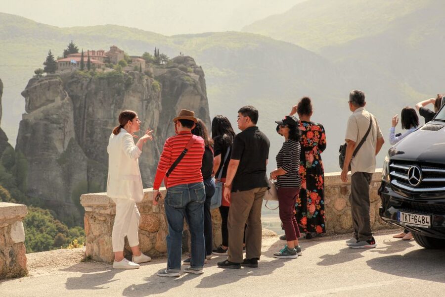 Athens to Meteora: Monasteries & Hidden Caves Bus Tour - Key points at a glance