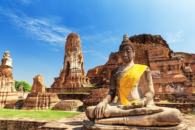 Ayutthaya’s Top Temple & Boat Tour From Bus Station - Wat Mahathat and Ayutthaya’s famous Buddha head