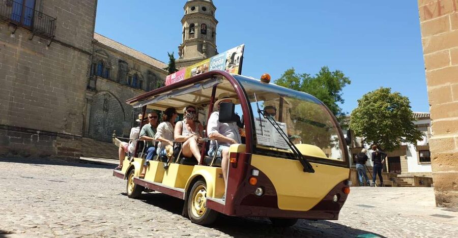 Baeza: Electric Bus Sightseeing Tour with Guide - The walls and Guadalquivir Valley view