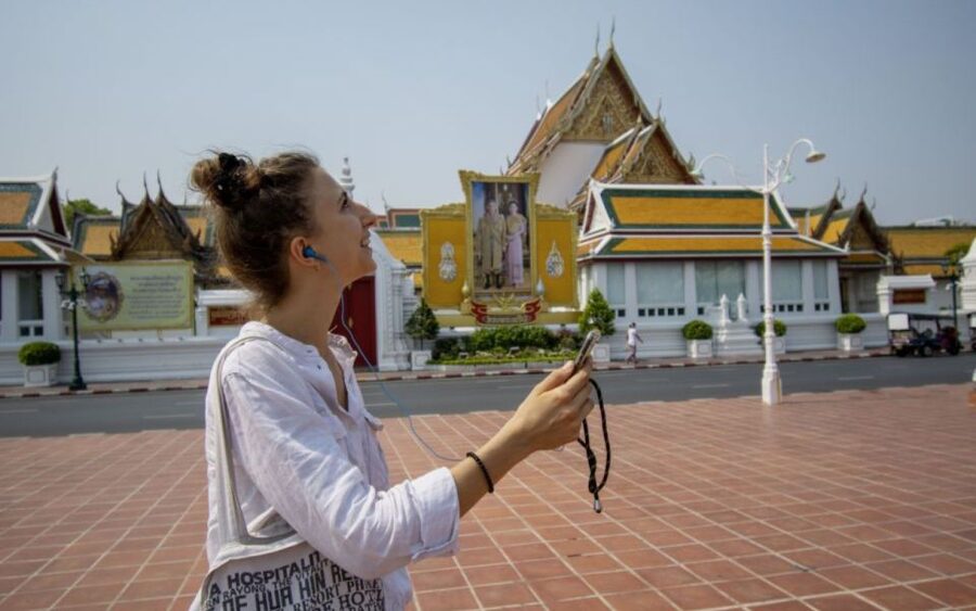 Bangkok: Chinatown Night Walking Tour and Hop On Hop Off Bus - The Vox City app and self-guided routes