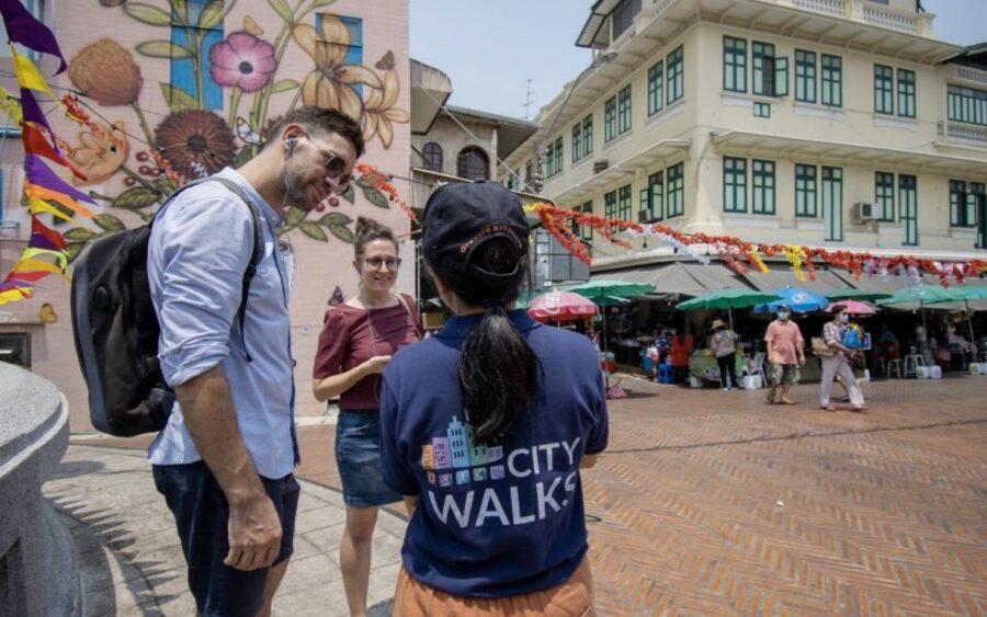 Bangkok: Chinatown Night Walking Tour and Hop On Hop Off Bus - A practical schedule that makes sense