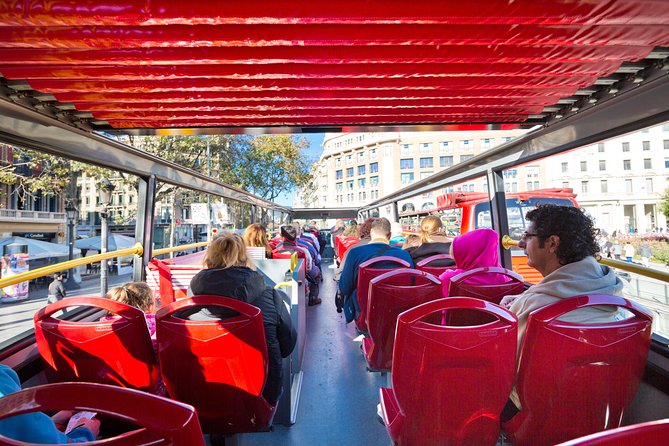 Barcelona City Tour Hop-On Hop-Off and Aquarium - What the $69.41 price is worth