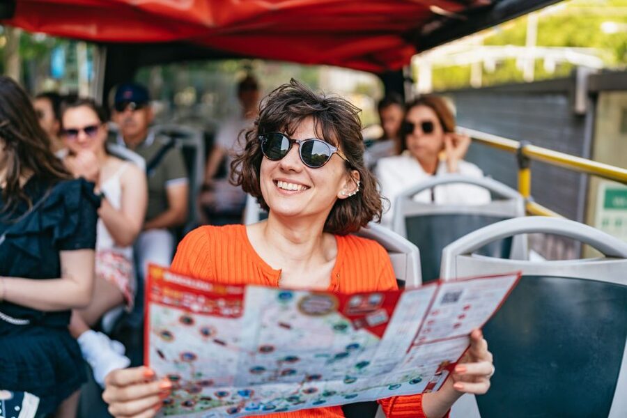 Barcelona: Hop-On Hop-Off Bus & Aquarium Tour - Audio guides, comfort, and practical limits