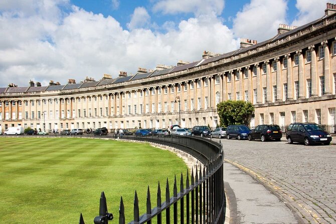 Bath Hop on with Jane Austen 2-Day bus and walking tour - Use the second day for Manvers Street and Prior Park