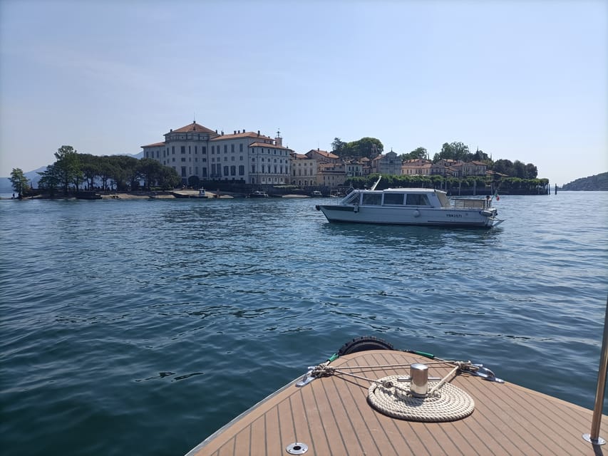 Baveno: Madre Island & Bella Island Tour Hop-on Hop-off - Isola Madre and the garden question