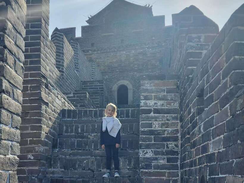 Beijing: Jinshanling Gt Wall Trip, Depart 7:30 Bus w/ Ticket - The guides and level of help