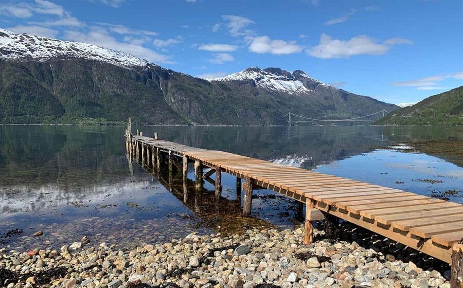 Bergen: Hardangerfjord & Waterfalls Bus Tour with Apple Pie - Starting from Bergen at 9:15 or 9:30