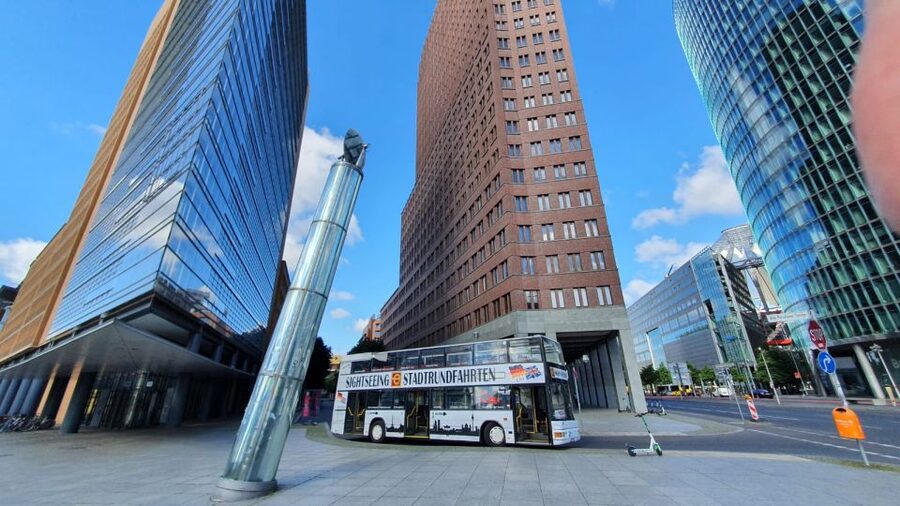 Berlin: Hop-on Hop-off Bus Tour with Live Commentary - Why this Berlin bus tour works so well