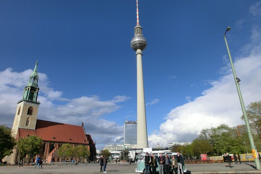 Berlin: Private Sightseeing Tour in Iconic Oldtimer VW Bus - The photo booklet is more useful than it sounds