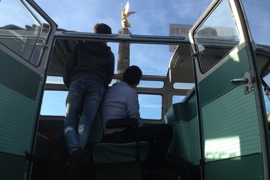 Berlin: Private Sightseeing Tour in Iconic Oldtimer VW Bus - How private touring affects the pace