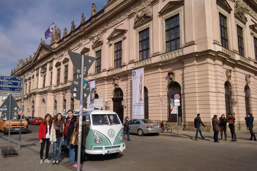 Berlin: Private Sightseeing Tour in Iconic Oldtimer VW Bus - The small details that make it memorable