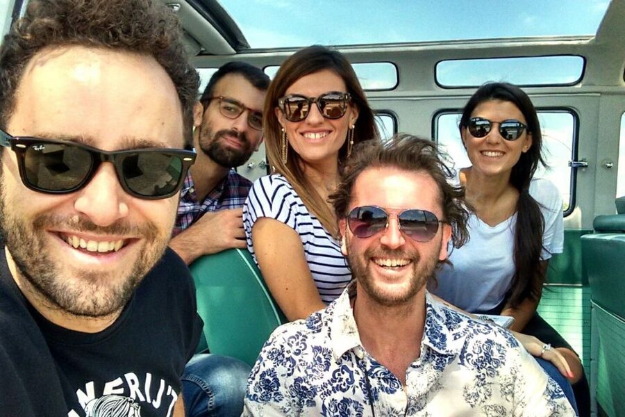 Berlin: Sightseeing Tour in Classic Volkswagen T1 Samba Bus - Key points to know before you go