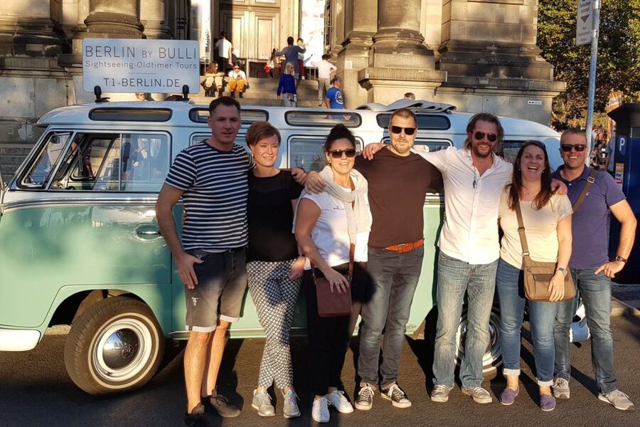 Berlin: Sightseeing Tour in Classic Volkswagen T1 Samba Bus - Brandenburg Gate, the Reichstag, and the government center