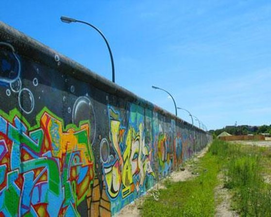 Big Bus Berlin Hop-On Hop-Off Sightseeing Tour & Currywurst - Quick takeaways for planning your ride
