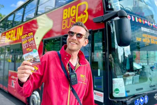 Big Bus Berlin Hop-On Hop-Off Sightseeing Tour & Currywurst - Commentary, guides, and the evening option