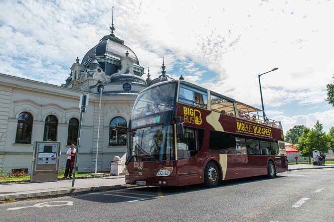 Big Bus Budapest Hop-On Hop-Off Bus and Walking Tour - What the audio adds, and where it falls short