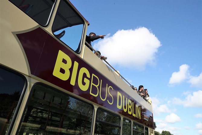 Big Bus Dublin Hop-on, Hop-off Sightseeing Tour with Live Guide - The night tour and guided walking tour