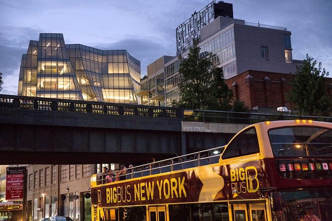 Big Bus New York: Sightseeing Night Tour by Open-top Bus - Starting at M&M’S World on Broadway