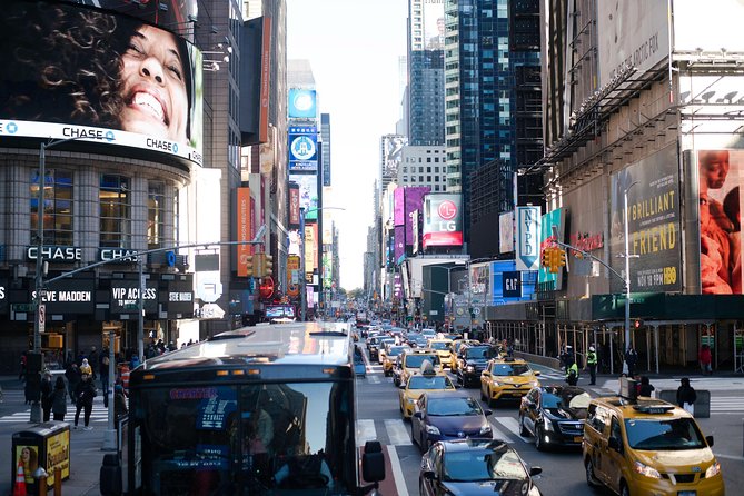 Big Bus NYC: Hop-On Hop-Off Sightseeing Tour by Open-top Bus - Audio commentary, staff, and the actual ride