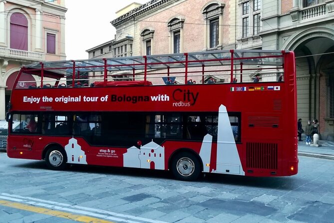 Bologna City Red Bus and Food tasting - What You See From the Red Bus