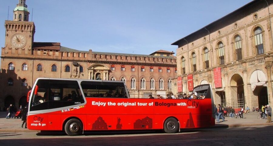 Bologna: Open Bus City Tour and Local Food Tasting - The food tasting at Bologna’s historic market