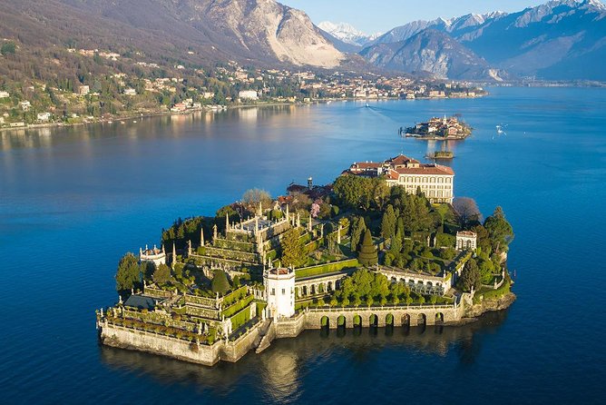 Borromean Islands Private Hop-On Hop-Off Boat Tour from Stresa - What this private Lake Maggiore boat tour actually offers