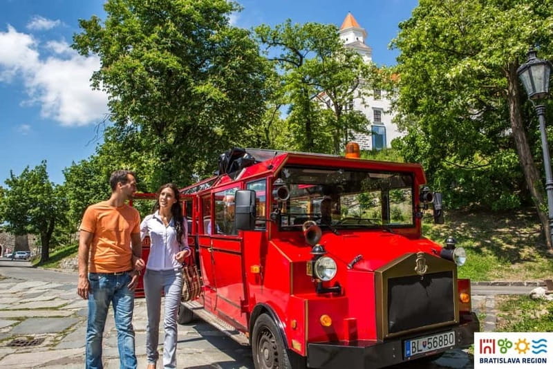 Bratislava: Sightseeing Bus Tour - Why this bus ride works well in Bratislava