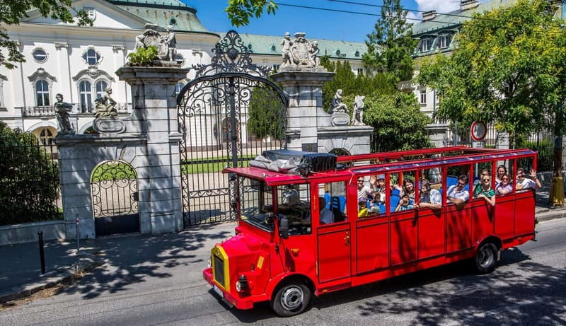 Bratislava: Sightseeing Bus Tour - Old Town gates, theatre, and Reduta