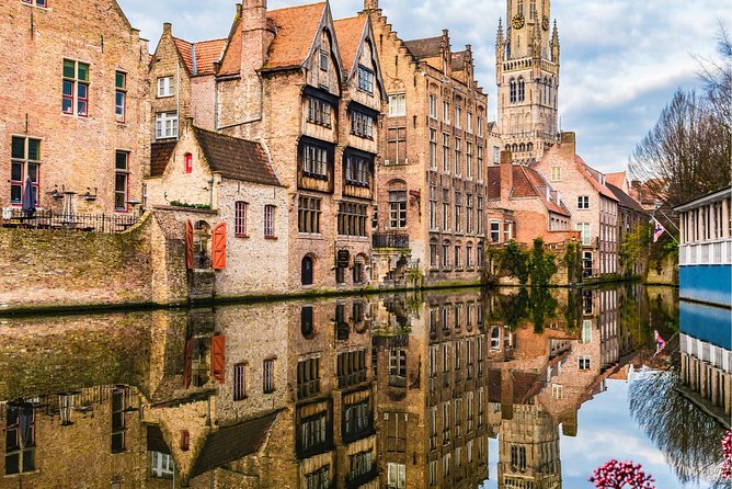 Bruges bus tour from Brussels - Walking, headsets, and the pace of the day