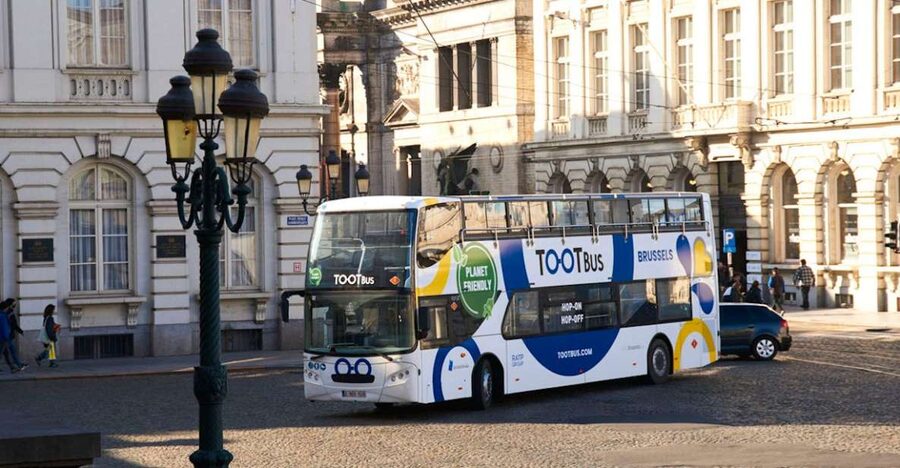 Brussels: City Card with Hop-On Hop-Off Bus - Riding the hop-on hop-off buses