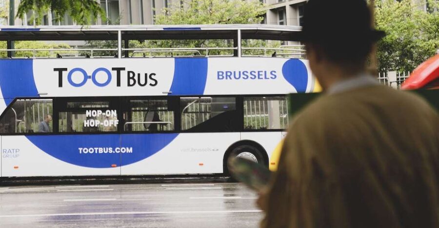Brussels: Sightseeing Sunset Bus Tour - The Ixelles ponds and Brussels’ greener side