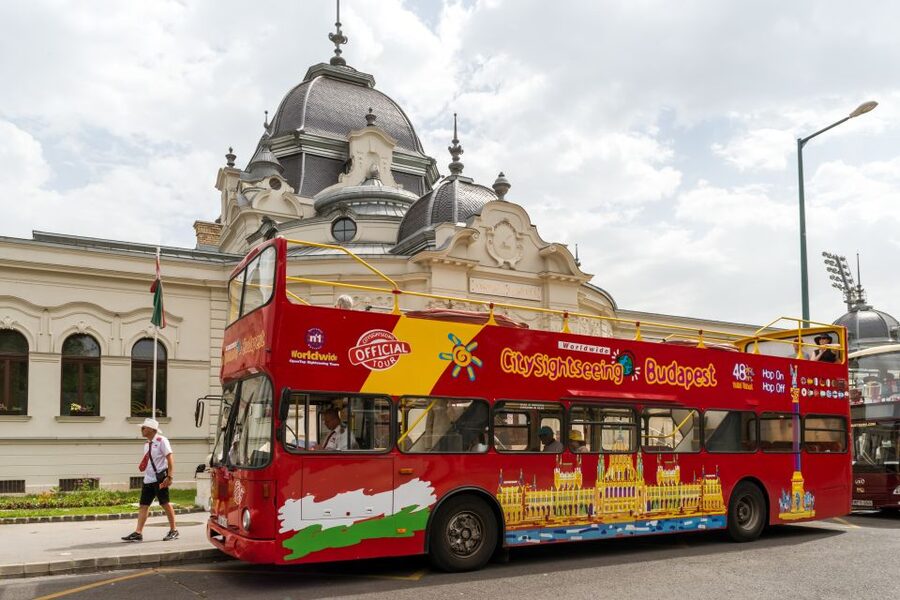Budapest: City Sightseeing Hop-On Hop-Off Bus Tour & Extras - Five useful things to know before you ride