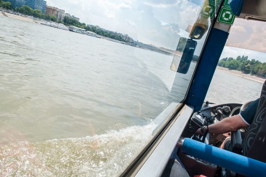 Budapest: Floating Bus Tour by Land and Water - Should you book the Budapest floating bus?