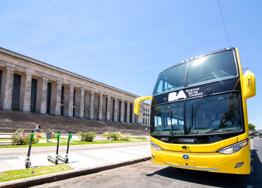 Buenos Aires Hop-On Hop-Off Bus and Exclusive Benefits - Comfort, crowding, and choosing your seat