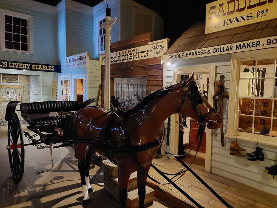 Burnie Attractions Bus - Guide quality, comfort, and past operating problems