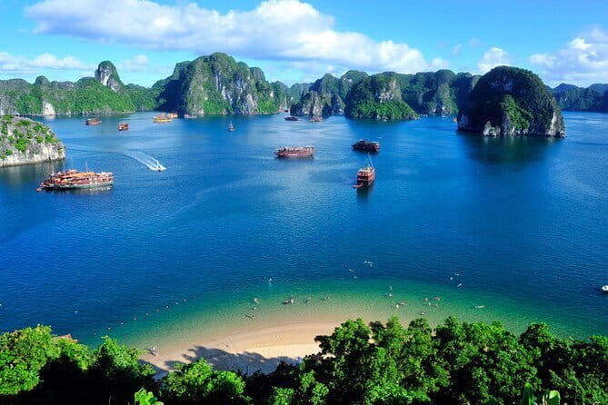 Bus Cat Ba island to Ha Noi - Comfort on a budget transfer